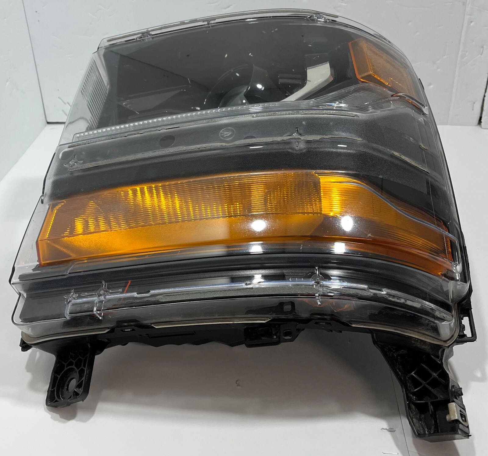 Chevrolet 2016-2019 Silverado 1500 Left Headlight Driver Side LH 