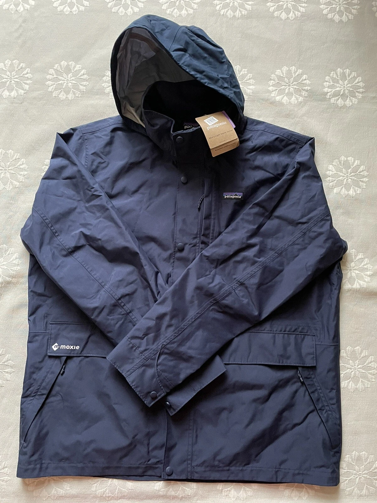 Patagonia Men's Light Storm Jacket Sz XXL Extra Large BlUE