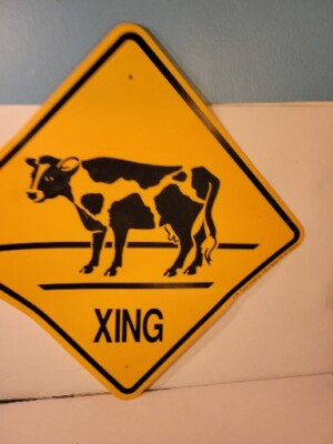Vintage 1998 Young Concepts Cow Xing Plastic Wall Decor Sign