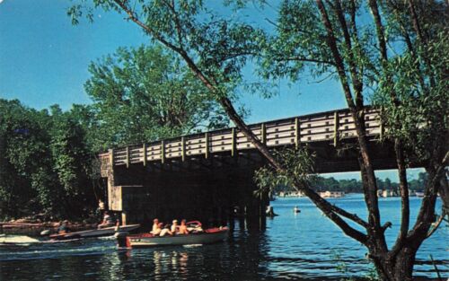 Postkarte PA Erie Presque Isle State Park Eingang Bootfahren Schwimmen Erie County - Bild 1 von 2
