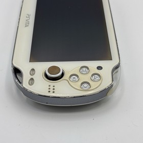 SONY PS Vita PCH-1000 1100 Console White OELD Fast Shipping Excellent