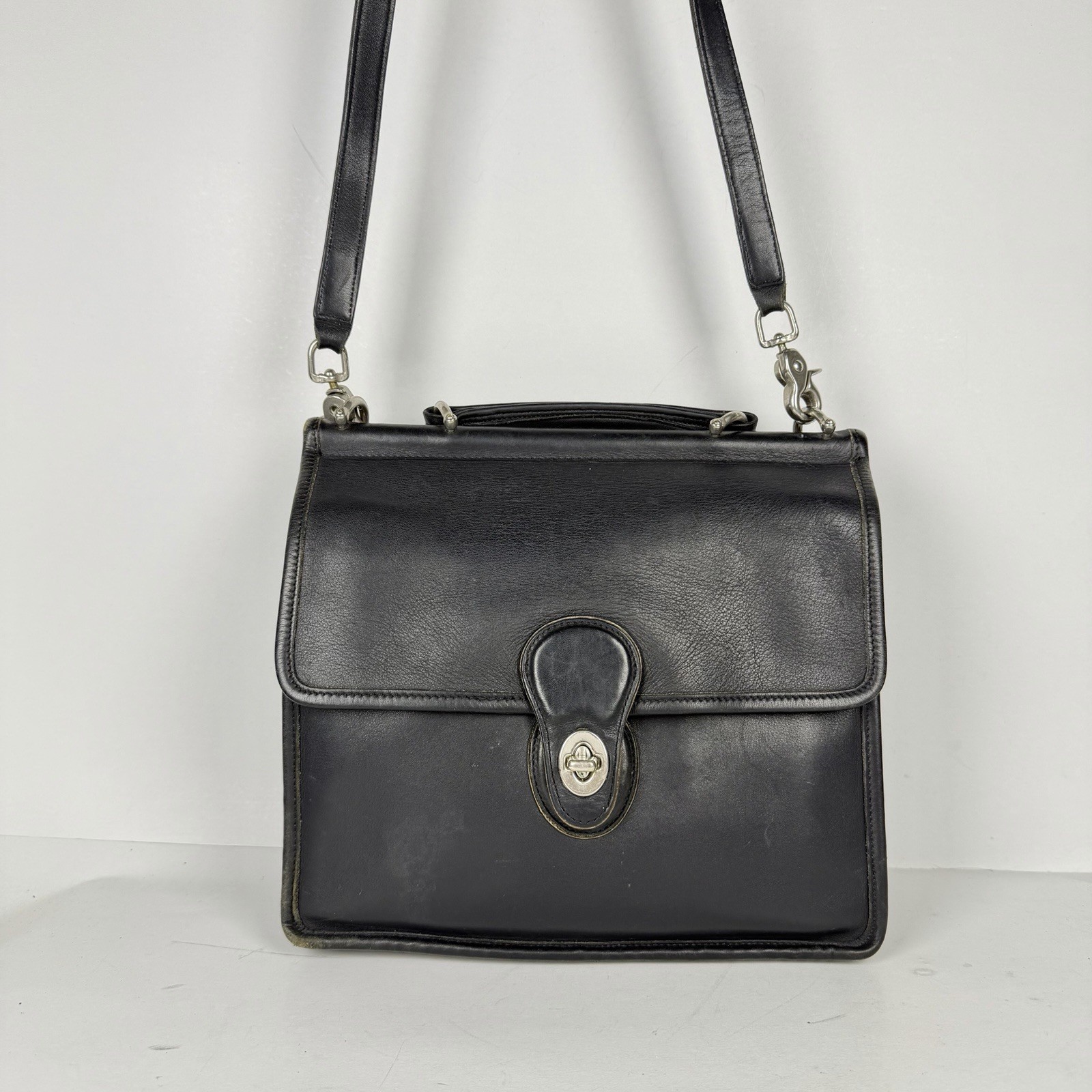 Vintage COACH Willis 9927 Black Leather Top Handle Crossbody Bag Brass Turnlock