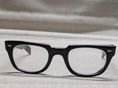 vintage 1950s 1960s eyeglasses AMERICAN OPTICAL black 46 23 plastic fames