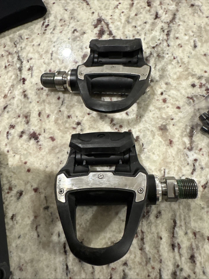 Pedales medidor de potencia Garmin Rally RS100 compatibles con Shimano Foto 3 de 4