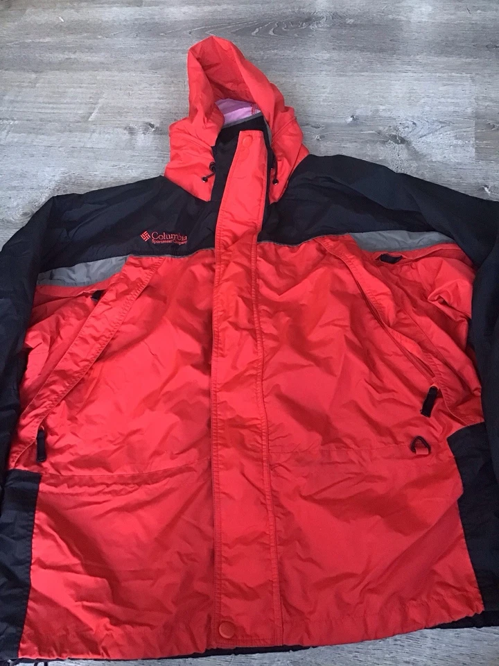 Columbia Fire Ridge Mens Size L Large 3 In 1 Coat Red/Black/Gray Hooded Jacket - Image 2 of 4