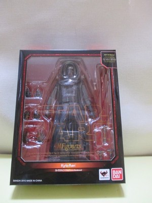 S.H.Figuarts Captain Phasma from Star Wars: The Force Awakens [IN STOC