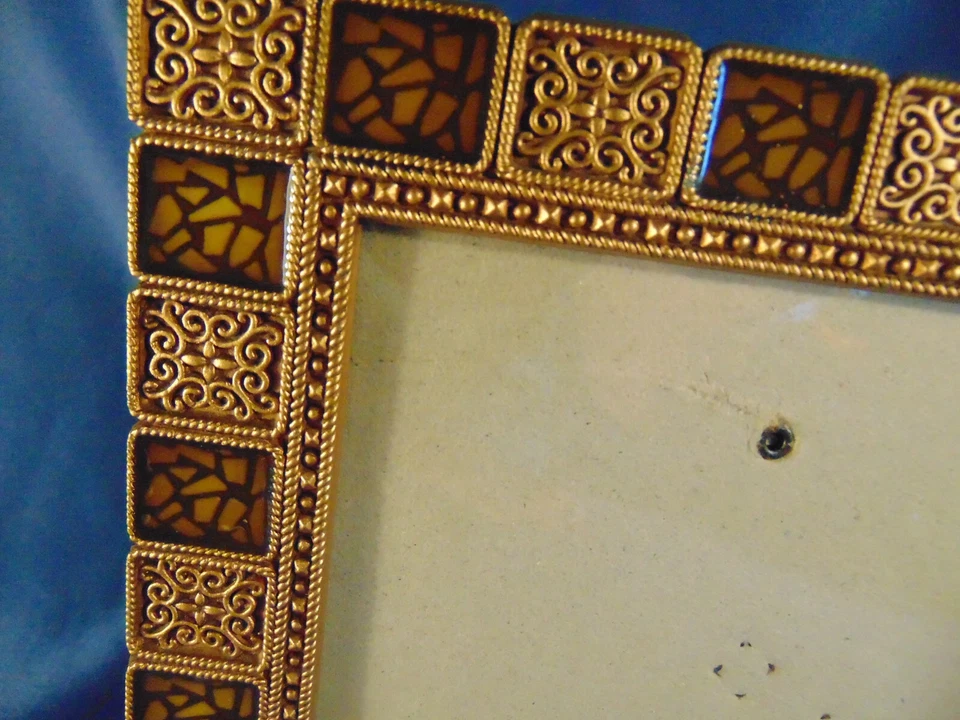 Hermoso marco de fotos contemporáneo 6 1/2" X 8 1/2" foto 4 1/2" x 6 1/2" bronce Foto 3 de 4