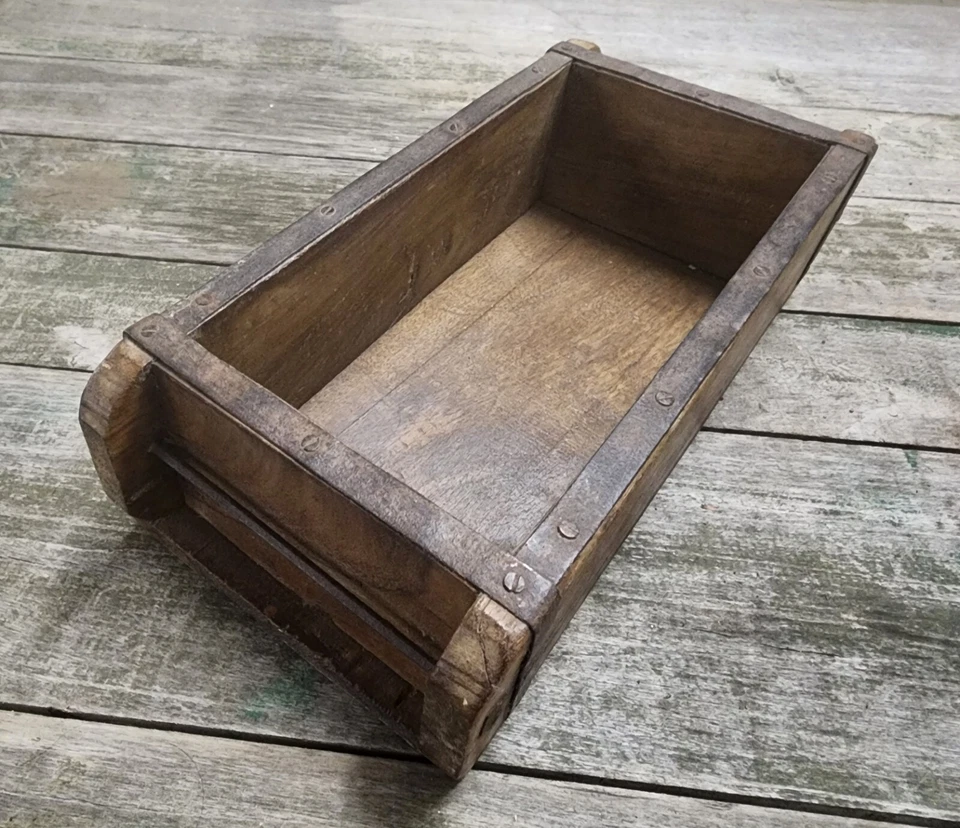 * ANTIGUA Caja Molde Ladrillo Madera Vintage Decoración Granja Primitiva Rústica Hecha a Mano Foto 2 de 4