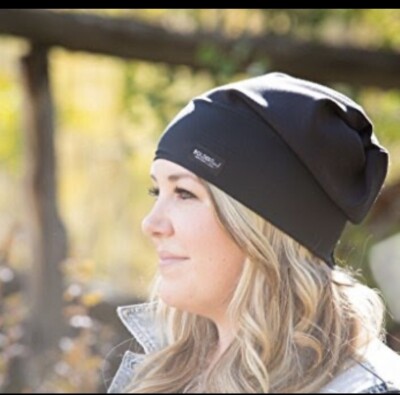 Bolder Band Beanie Black  Multi sport Hat NWT Retail $42 Fall Winter