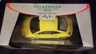 1998 Yellow Volkswagen New Beetle Heritage Mint Die Cast Metal 1/24 Scale