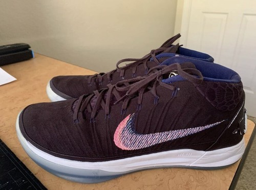 kobe bryant shoes size 11.5