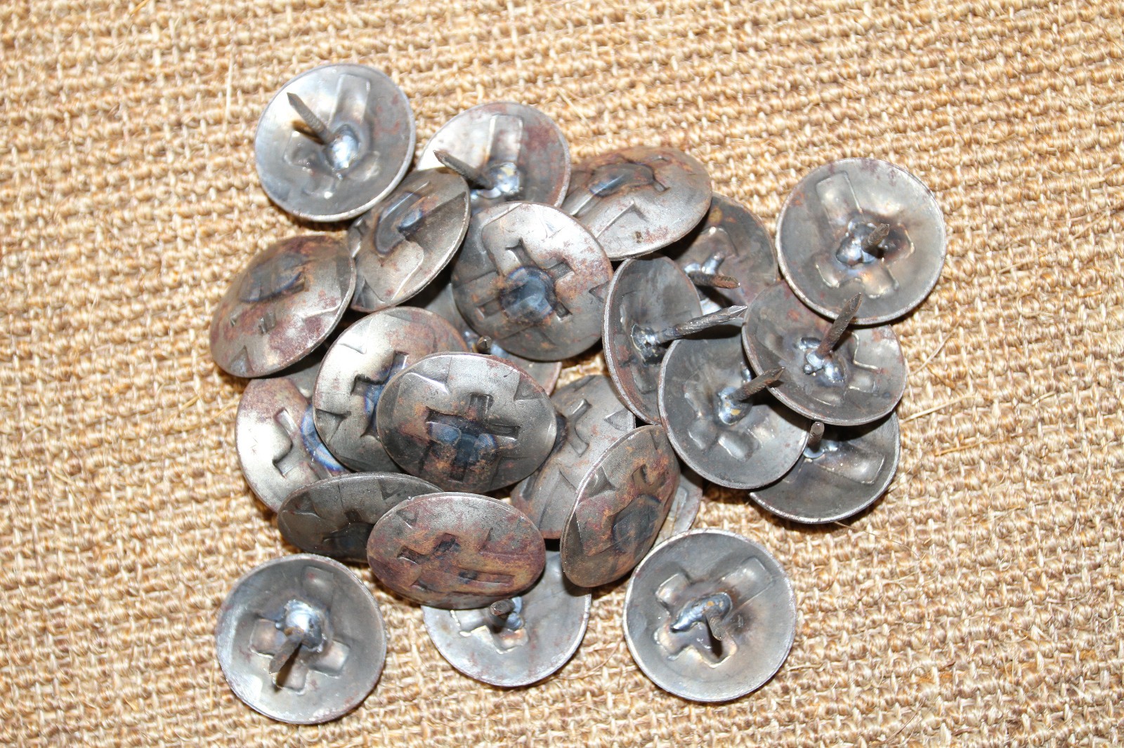 10-Hand Forged CLAVOS,Embedded Cross Detail,Shutter Accents,Cross Decor,CL-RC