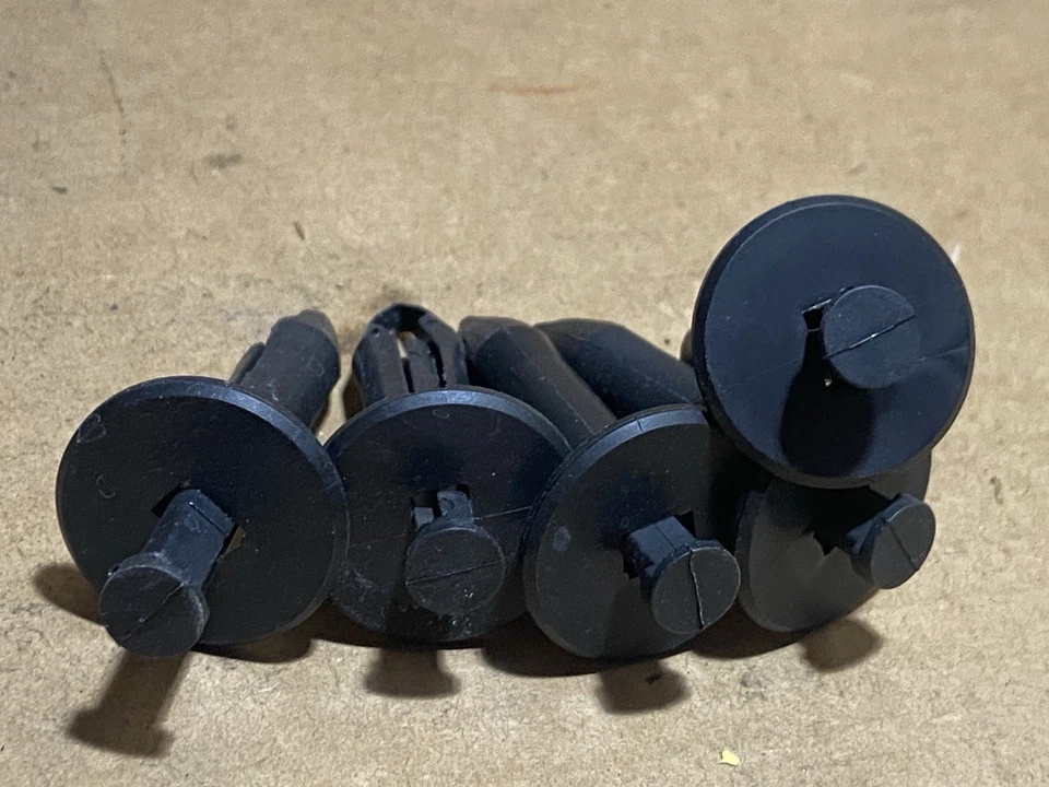 Retenedor GM para amortiguador de energía delantero fascia -- Camaro Firebird 1998-02 lote de 5 Foto 4 de 4