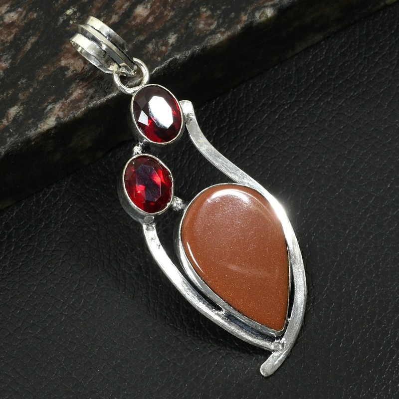 Goldstone Garnet Gemstone Handmade Pendant Jewelry For Unisex 2.6" AP-36656