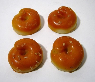Vintage Lot of 4 Bagel Refrigerator Magnets Advertising