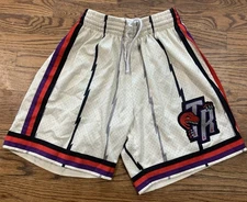 Toronto Raptors Mitchell & Ness Chainstitched Swingman Shorts - Cream Sz M
