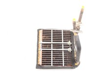 Wärmetauscher Audi A8 D2 4D0819030 links 3.7 169 KW 230 PS 11-1995