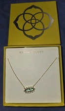 NIB.  Kendra Scott Green Glass Pendant Necklace MSRP $44 In Gift Box