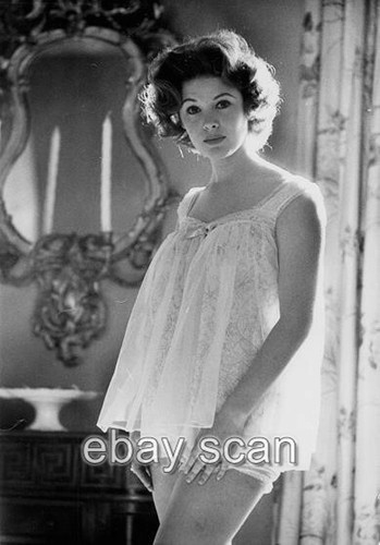 JILL ST JOHN BUSTY CHEESECAKE 8X10 PHOTO 25 eBay