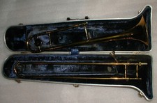 KING 605 Tenor Trombone. USA. w/ case and mouthpiece, Good Condition