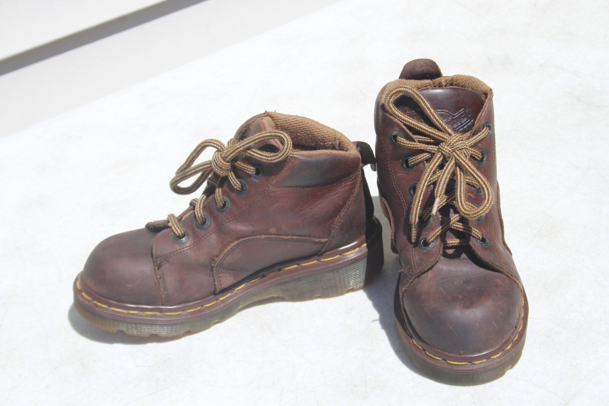 VTG Doc Martens Youth Brown Leather Chunky Boots Size 3 (UK  display picture 2