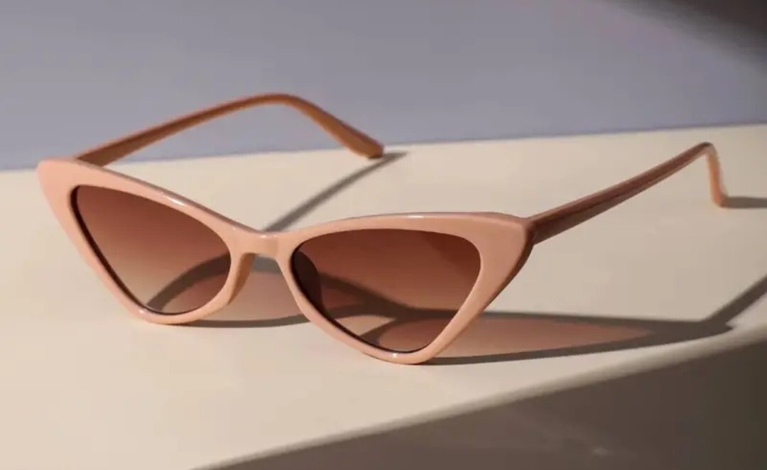 Cat Eye Sunglasses Beach vacations Vintage Photographic  Sunglasses, Style Retro