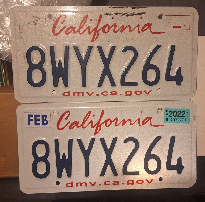 california license plate 2022 8wyx264 Pair