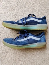 VANS Navy Blue Suede Skateboard Shoe - Size 6.5 Men's