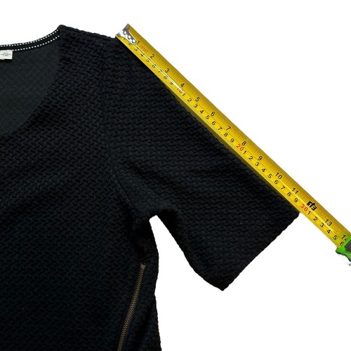 Textured Black Top With Side Zipper Detail Women's Size Medium by 9-H15 STCL - Picture 6 of 8