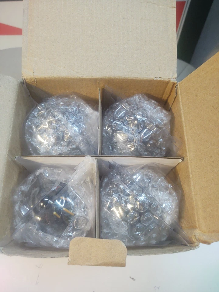  Dimmable Vintage 4pack LED Light Bulbs 40 Watt Equivalent, ST64 Antique Edison  - Image 2 of 4