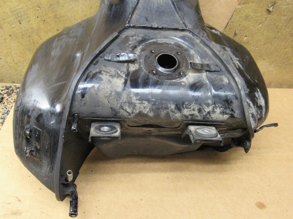 1987 Suzuki Cavalcade GV1400 Fuel Tank Gas Tank Main Tank - Image 2 of 4