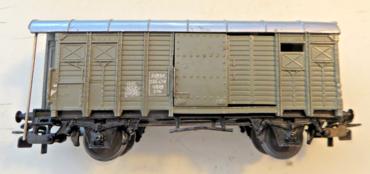 Märklinメルクリン Schnellzug mit Gleisoval HO s-l1200.png