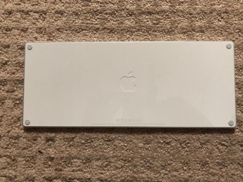Apple A1644/A1657 Magic Keyboard wireless. - Zdjęcie 2 z 2