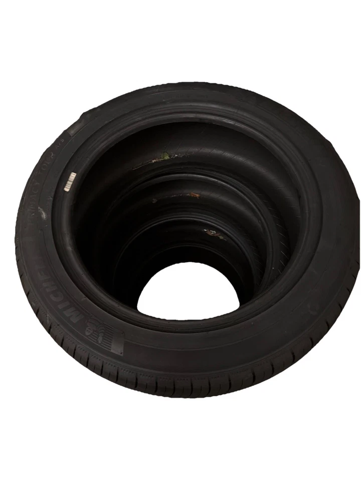 Michelin Primacy Tour AS 215/55R17 Tire - Image 2 of 2