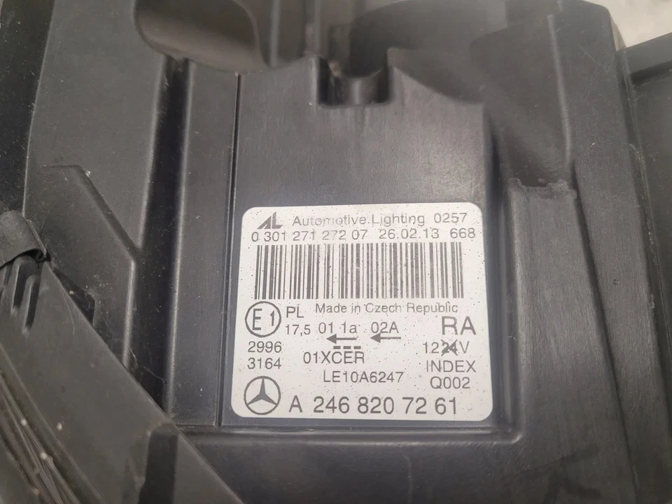 Frontscheinwerfer Mercedes-Benz W246 A2468207261 LED Rechts Headlight - Bild 3 von 4