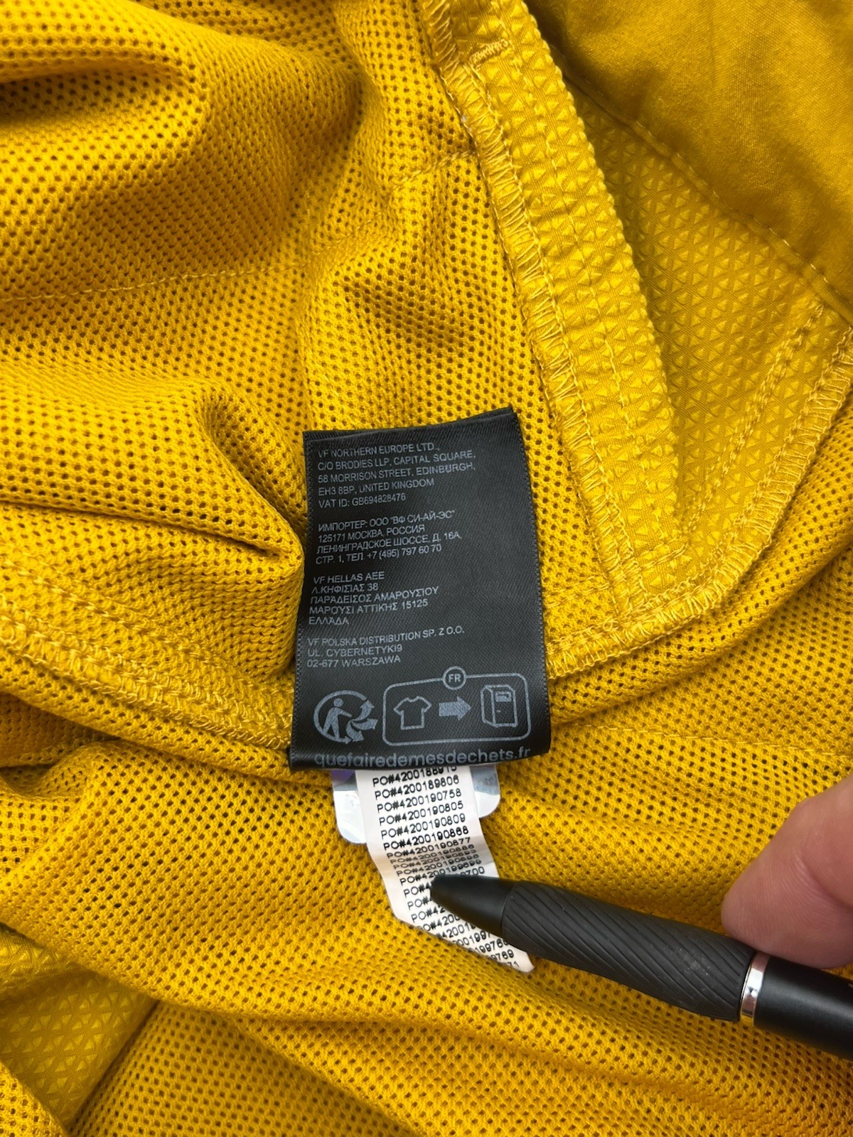 The North Face Shorts Men 38 Yellow Rolling Sun Flashdry Pockets Hiking NF0A3T2Q thumbnail 15