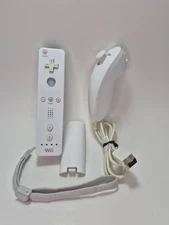 Official OEM Nintendo Wii Remote White Controller With Nunchuck Tested Working
