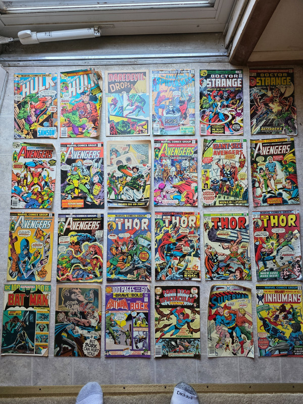 Comic Book Lot, 24 comics Hulk, Avengers, Thor, Doctor Strange, from the 1970's.