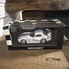 Minichamps 1996 Dodge Viper GTs-R 24 Hours LeMans Helary, Garche, Beretta 1/43