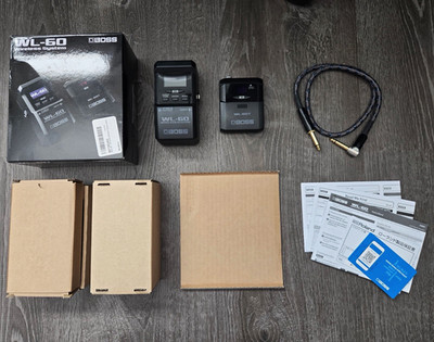 BOSS WL-60 Wireless Guitar System Receiver & WL-60T Transmitter Black