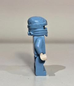 LEGO Ninjago NRG Zane Minifigure Ice Ninja Gold Lightning Rare &ndash; Cracked