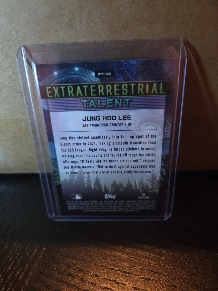 2024 Topps Chrome Cosmic Jung Hoo Lee Extraterrestrial Talent Rookie RC SS5 - Image 3 of 3