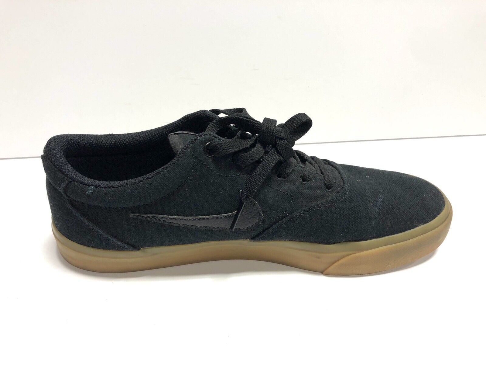 Nike Men’s SB Charge Black Athletic Shoes Size 11M - image 2