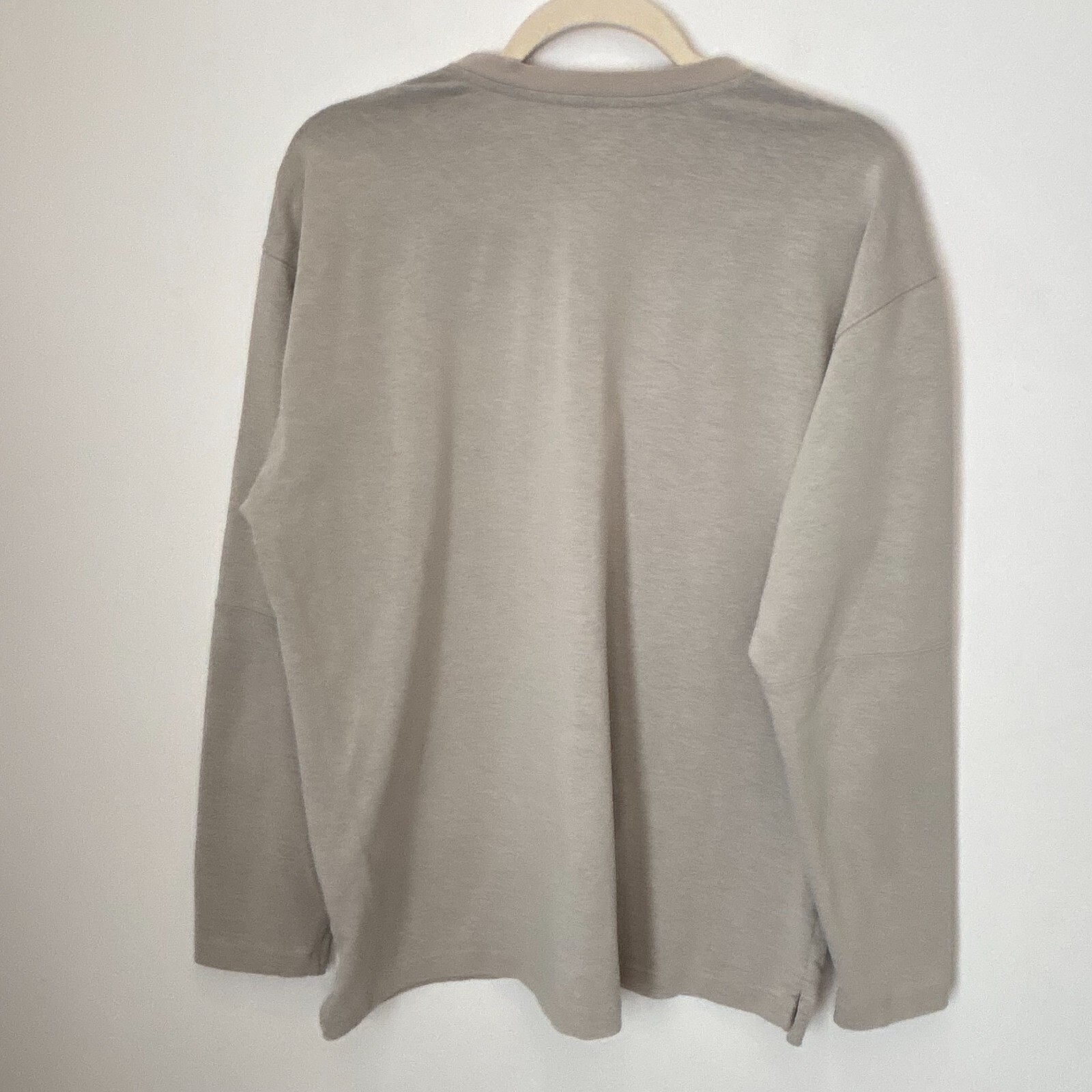 Patagonia Men's Basic Essential Layering VNeck Lo… - image 15