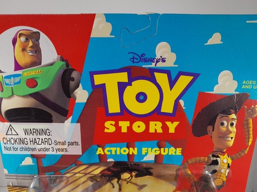 Thinkway Toys Disney Toy Story Buzz Lightyear Figure with Karate Chop Action - Picture 2 of 13