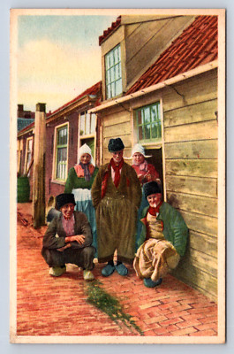 Vintage Postcard Voor het huis Front Porch Netherlands