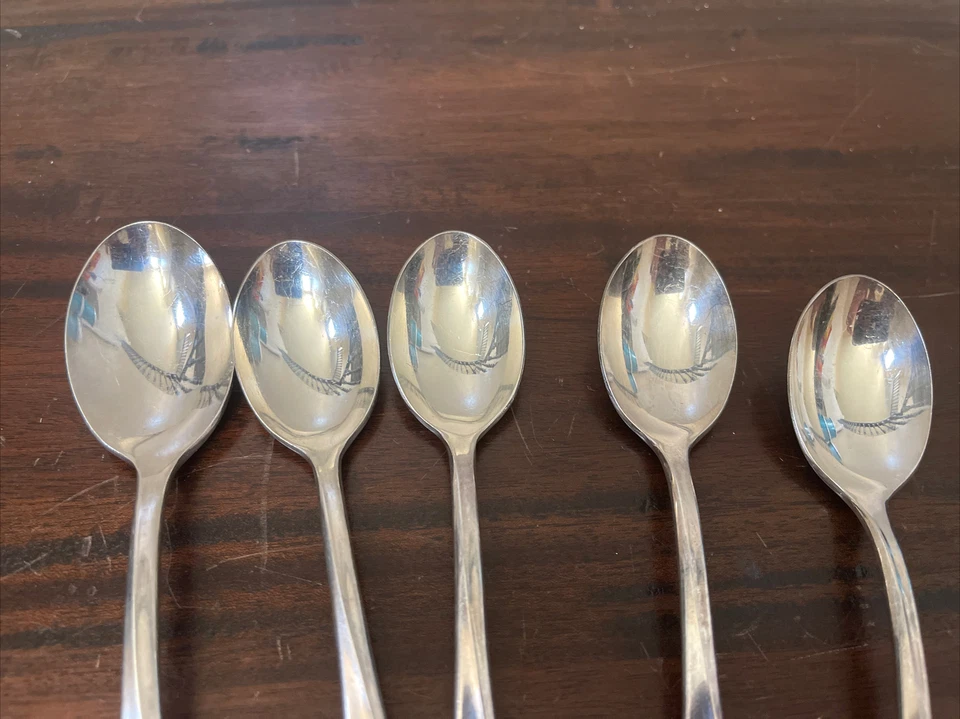 9 Holmes & Edwards Dinner Spoon Inlaid IS Deep Silver - Image 2 of 4