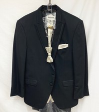Allure Men Black Tuxedo with Jacket Pants Vest Shirt Tie Studs Cuff-Link 42S 36W