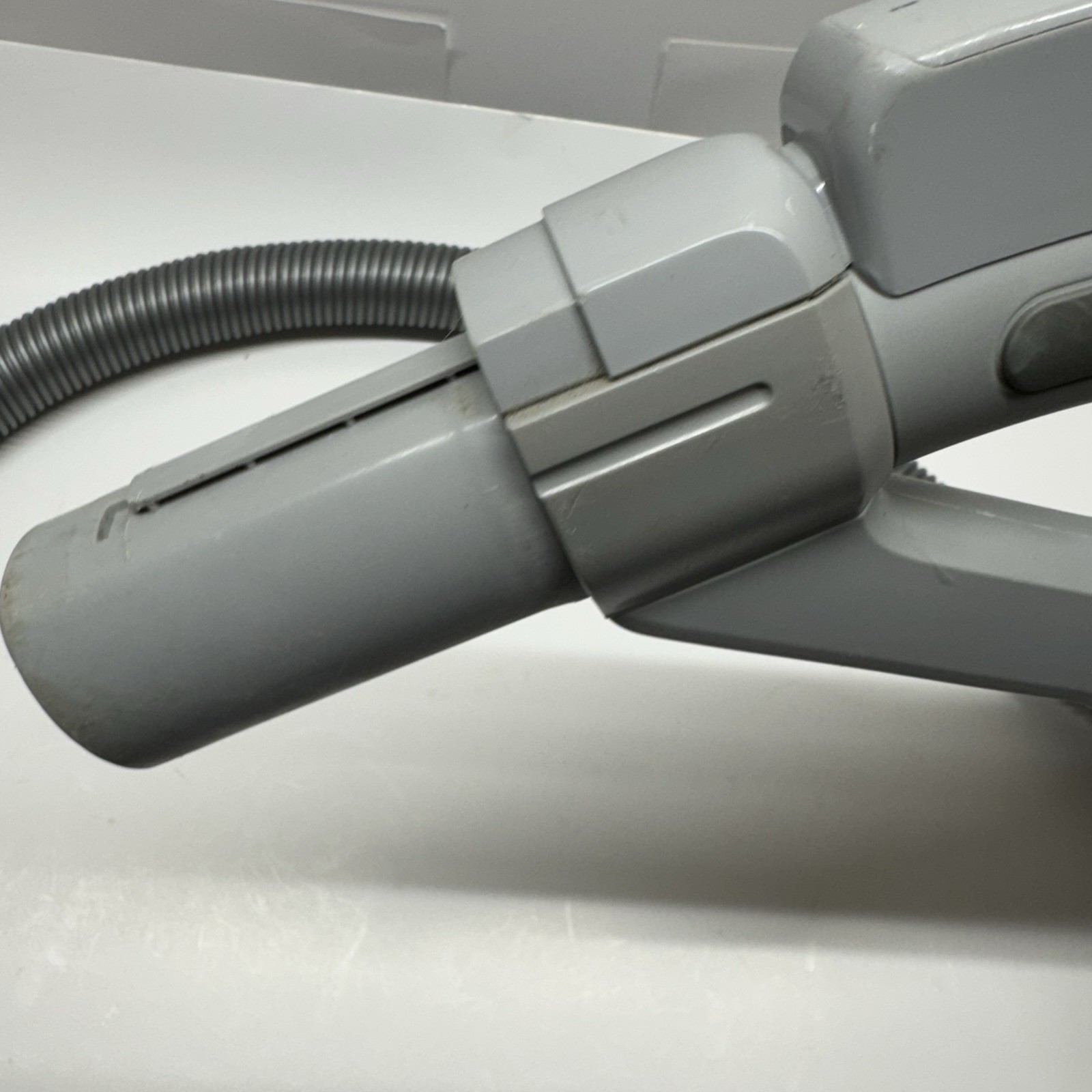 Electrolux Oxygen 3 Canister Vacuum EL7020 3 Pin Power Hose With Adapter 