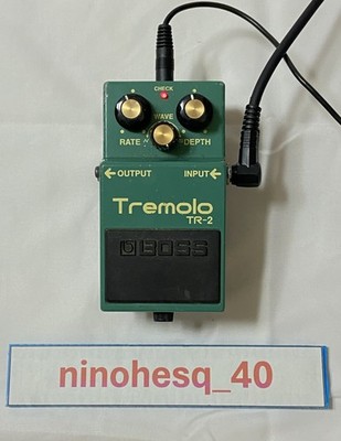 Boss TR-2 Tremolo Guitar Effect Pedal Used Tested and working